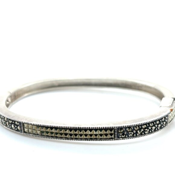Silver Bangle - Picture 5 of 6